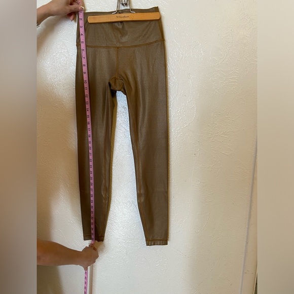Lululemon legging - Picture 3 of 9